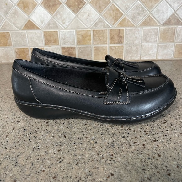 Clark’s Women’s Ashland Bubble Black Leather Loafers Size 9W Ortholite Footbed - Picture 4 of 10